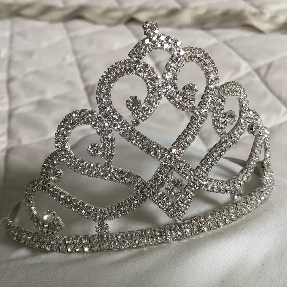 Cubic Zirconia crystal tiara princess wedding - Picture 3 of 11